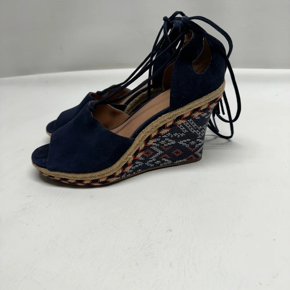 Cabi #6001 wedges espadrilles size 9.5